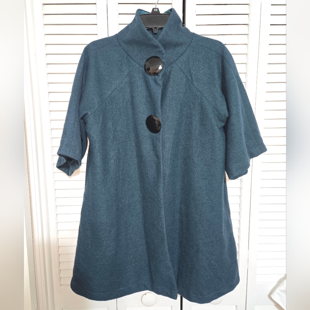Luii Women's S Wool Blend Coat with Button Detail